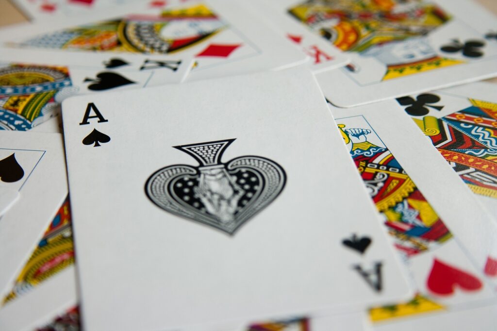 Queen Race game strategy
