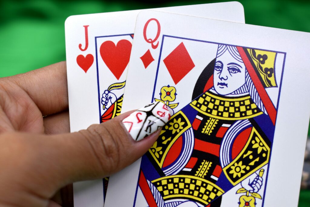Queen Race game strategy