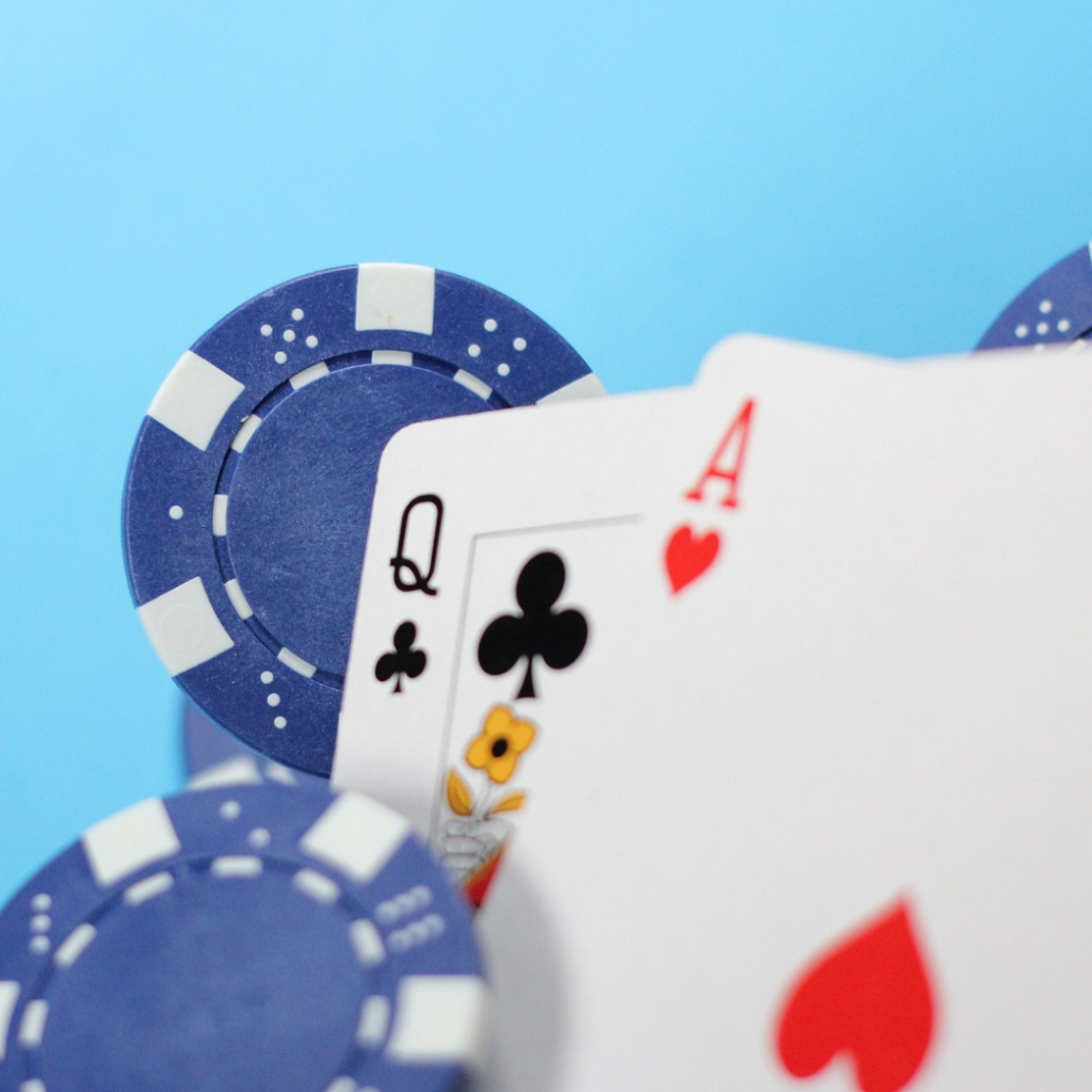 how to play 3 poker card game